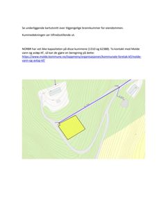 Kartutsnitt som viser eiendomsgrenser, brannnummer og topografi.