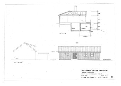 Tegning som viser fasadevest og snitt A-A for et tilbygg.