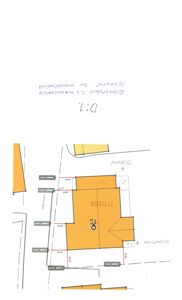 Situasjonsplan som viser tomtens form, grenser, areal (3,6 kvm) og plassering i forhold til nabotomter og vei.