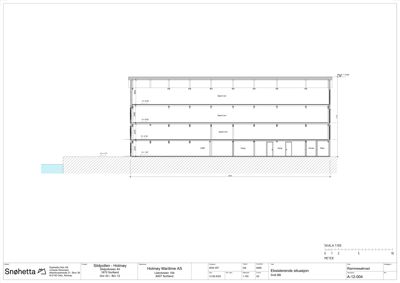 Situasjonsplan som viser bygningens plassering i forhold til terrenget (høydemarkeringer), nabolag (Lager, Gang, etc.) og eksisterende forhold.