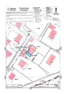 Situasjonskart som viser tomtens plassering i forhold til nabolag, veier og andre bygninger.