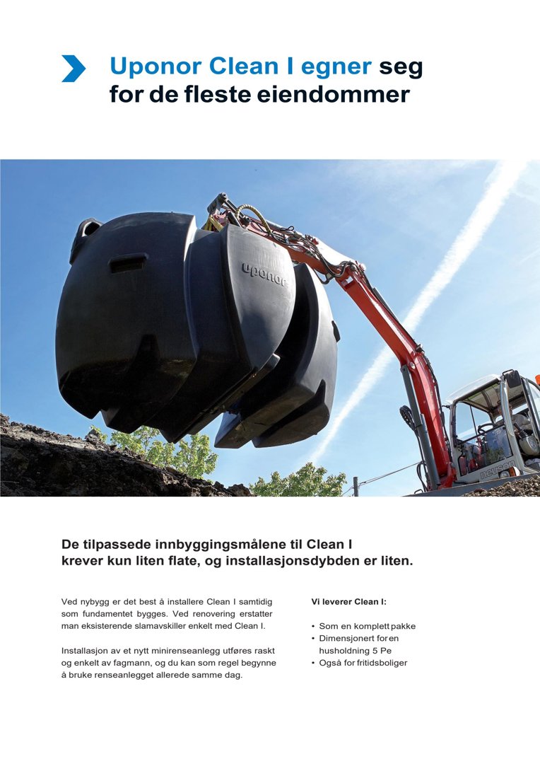 Fotografi av en grøftemaskin som løfter en stor Uponor Clean I-rørbeholder.