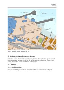 Situasjonsplan eller utklipp av bomplan som viser bygningers plassering i forhold til veier og vannmasser.