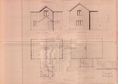 Bildet viser en tegning med fasadeopprikk (utsnitt av bygningens yttervegger) og en etasjeplan (romfordeling).