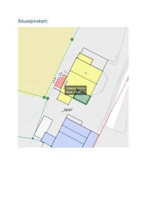Situasjonskart som viser tomtens plassering i forhold til nabolag, veier og grunneiersgrenser.