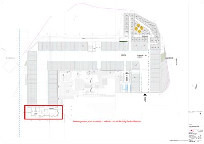 Etasjeplan (situasjonsplan) som viser romfordeling, arealer og bygningers plassering på tomten. Bildet inneholder også en markert del med tekst om 'Næringsareal som er utelatt i søknad om midlertidig brukstillatelse'.