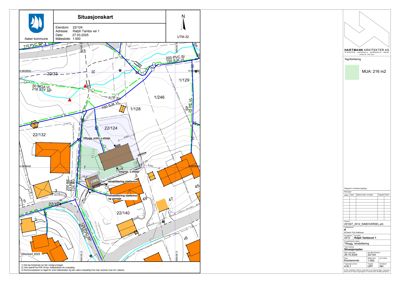 Situasjonskart som viser eiendommen, nabolag, veier og topografi.
