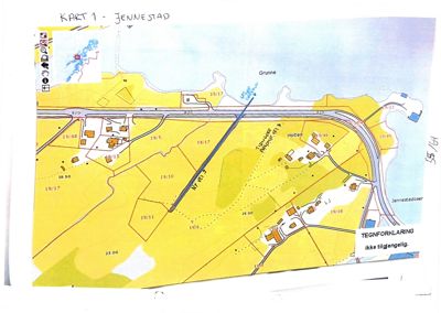 Kart over området Jennestad med vegnett, eiendomsgrenser og plassering av bygninger.