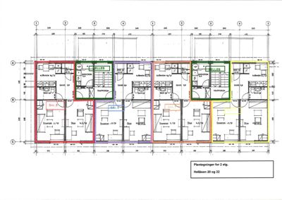 Plantegning for 2. etasje av en bygning (Helliåsen 20 og 22) som viser romfordeling, mål og funksjoner.