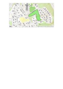 Kart med nabolagsoversikt og en markert tomt (grønt område) med tilhørende gater og bygninger.