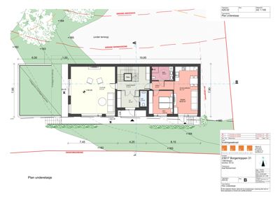 Etasjeplan for underetasjen av en bolig, som viser romfordeling, vegger, dører og høydeforskjeller.