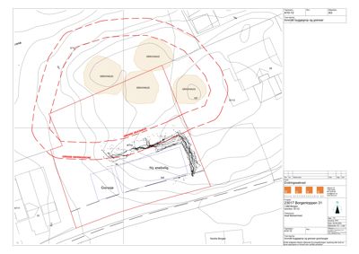 Situasjonsplan som viser tomtens form, høydeforhold (konturlinjer), grenser for gravhuler og enebolig, samt nabolag.