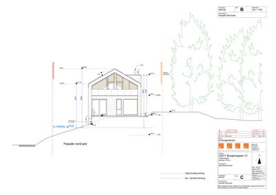 Fasadetegning av en bygning sett fra nord-øst, med høydeangivelser og terrenglinjer.
