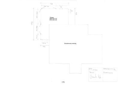 Plantegning som viser et eksisterende enebolig og et planlagt tilbygg med angitte mål og areal (BRA og BYA).