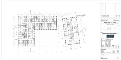 Etasjeplan som viser romfordeling og veggkonstruksjoner for en bygning.