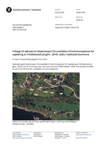 Flyfoto av et område i Hyllestad kommune som viser plassering av eiendommen gbnr. 29/45 og naboeiendommer.