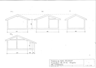 Fasadetegning som viser oppriss av bygningens front med mål på høyder og bredder.