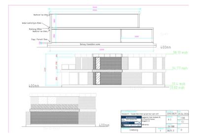 Snittegning (tverrsnitt) som viser bygningens høyde, takkonstruksjon, vindusinnramming og horisontale dimensjoner.