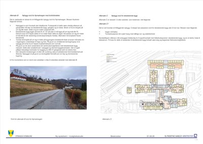 Fotografi av et tomteområde med eksisterende bygninger (en hvit villa og en grå bygning) i bakgrunnen, illustrerende alternativ B for nybygg.