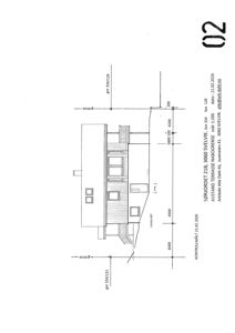 Fasadetegning av en bygning sett fra siden, med mål og grenseangivelser.