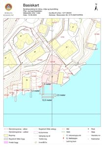 Basiskart (situasjonsplan) som viser eiendomsgrenser, bygninger, høydekurver og eiendomsnummer for Skareveien 84.