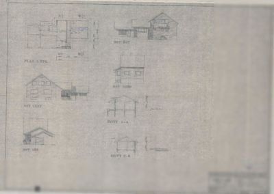 En tegning som viser fasadeoppsett (mot vest, mot øst, mot nord, mot sør) og snittegninger (A-A, B-B) for en bygning.