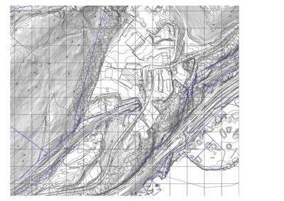 Situasjonsplan som viser terrengform (konturlinjer), eksisterende bebyggelse, vegnett og planlagte inngrep (markert med blå linjer).