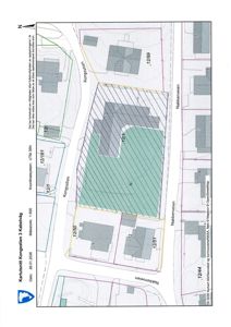 Situasjonsplan som viser eiendomsnummer, gateløp og bygningers plassering på tomta.