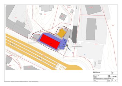 Situasjonsplan som viser tomtens form, grenser, høydemålerlinjer (konturlinjer), eksisterende og planlagt bebyggelse, samt tilknyttede veier (Mossveien).