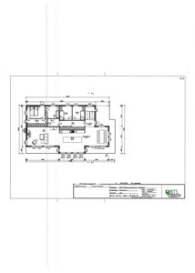 Etasjeplan som viser romfordeling, møbler og mål for en bolig.