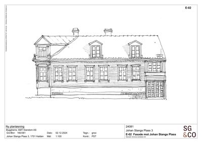Fasadetegning av en bygning sett fra fronten, med detaljer om vinduer, tak og veggmateriale.