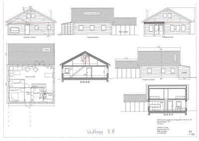 Bildet viser en arkitekttegning med etasjeplan (Stue, soverom, bad) og snittegninger (Snitt A-A og B-B) av en bolig.