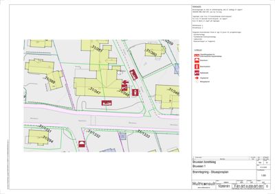 Situasjonsplan som viser tomtene rundt Bruveien 1, med brannvesenets plassering, brannvesenets vei og brannvesenets utstyr.