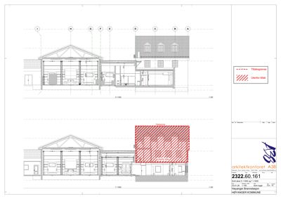 Snittegning som viser bygningens indre oppbygning, romfordeling og konstruksjon. Øvre del viser eksisterende tilstand, nedre del viser planlagt tilstand med utvidelse (markert med rødt).