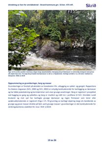 Fotografi av et utsnitt av elv med berg og løsmasser, illustrert i en rapport.