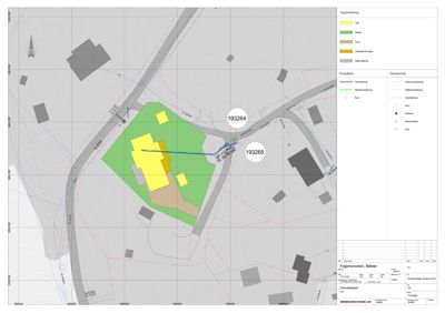 Situasjonsplan som viser tomtens form, grenser, eksisterende og planlagt bebyggelse samt vegnett.