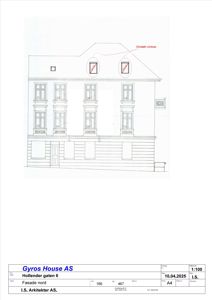 Fasadetegning av et hus med merking om åsenge vinduer i taket.