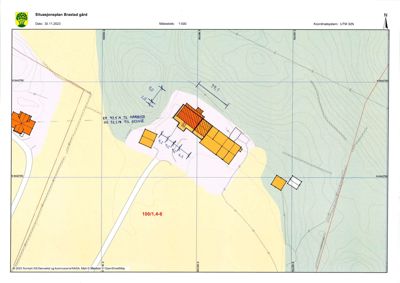 Situasjonsplan for Brastad gård som viser tomtens form, bygningers plassering, høydeforhold (konturlinjer) og nabolag.