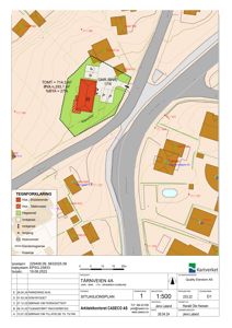 Situasjonsplan som viser tomt, eiendomsgrenser, naboeiendommer og bygningers plassering i forhold til hverandre.