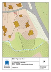 Situasjonsplan som viser tomtens beliggenhet, grenser, eksisterende bygninger, parkeringsplasser og topografi.