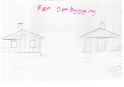 Tegning som viser fasader (mot øst og vest) av en leirebolig før ombygging.