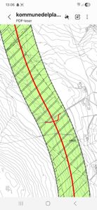Kartutsnitt (topografisk kart) med overlag av en kommunedelplan (grønn skravering og rød linje).