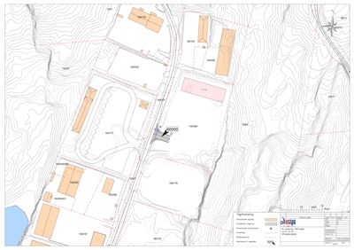 Situasjonsplan som viser tomtens beliggenhet i forhold til nabolag, høydemålerlinjer (konturlinjer) og eksisterende bygninger.