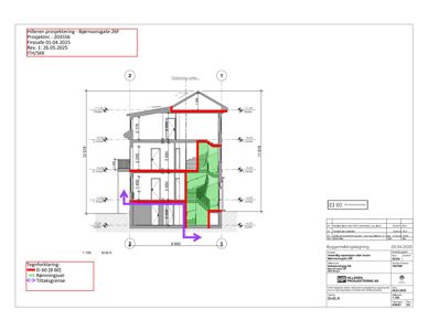 Snittegning (Snitt A) som viser bygningens tverrsnitt, høyder, trapp og romfordeling.