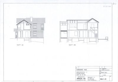 Snittegning (SNITT AA og SNITT BB) som viser tverrsnitt gjennom huset med veggtykkelse, vinduer, dører og trapp.