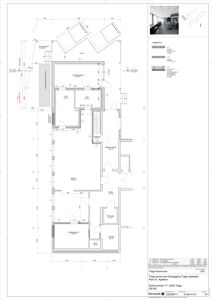 Etasjeplan (1. etasje) for en bygning, som viser romfordeling, veggtykkelser, dører og dimensjoner.