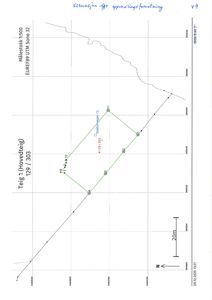 Situasjonsplan som viser bygningens plassering på tomt med koordinater og målestokk.