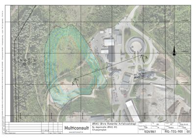Situasjonsplan som viser tomtens grenser, terrengform (konturer), eksisterende bygninger og infrastruktur i nærheten.