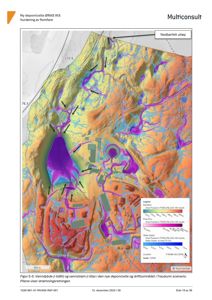 Et hydrologisk kart (modell) som viser vannbyrde (blått) og vannstrøm (lilla) i et område, med en legende og en skala.