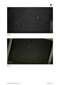 Fotografier av en mørk, kornete overflate, sannsynligvis et gulv eller en betongflate, med referansenummer JUV-16 og JUV-17.